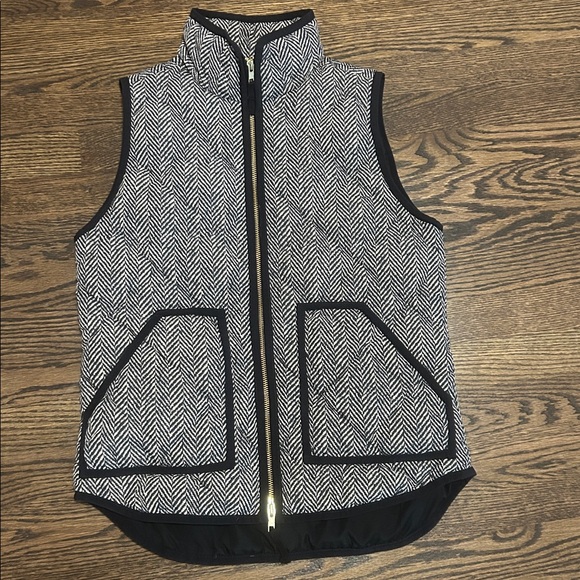 J. Crew Jackets & Blazers - J Crew Herringbone Vest black and cream XS
